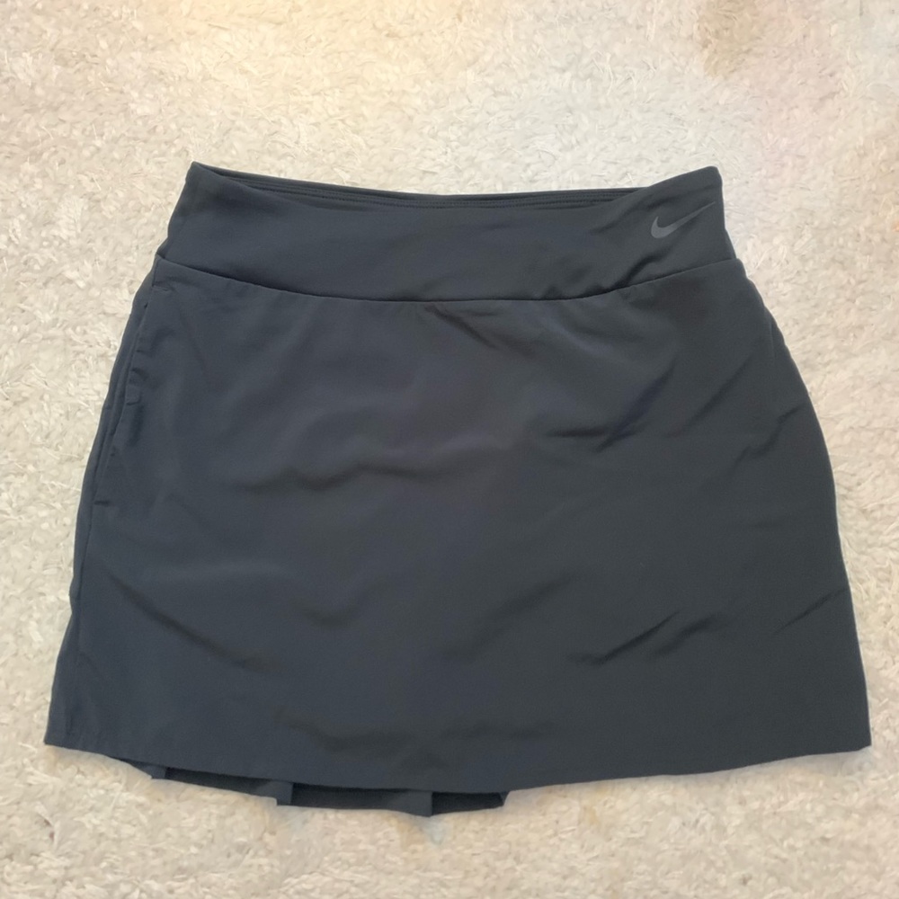 NWOT Nike Skirt with Built-In Shorts